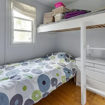 Three-bedroom Holiday In Hals