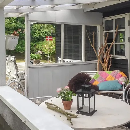 Three-bedroom Holiday In Casa vacanze *