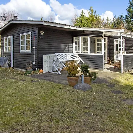 Three-bedroom Holiday In Casa vacanze Hals