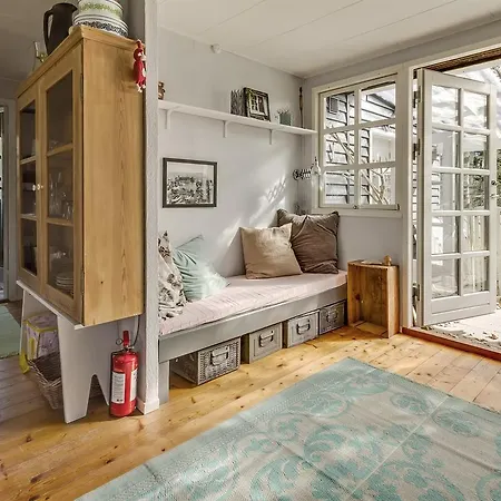 Casa vacanze Three-bedroom Holiday In Hals